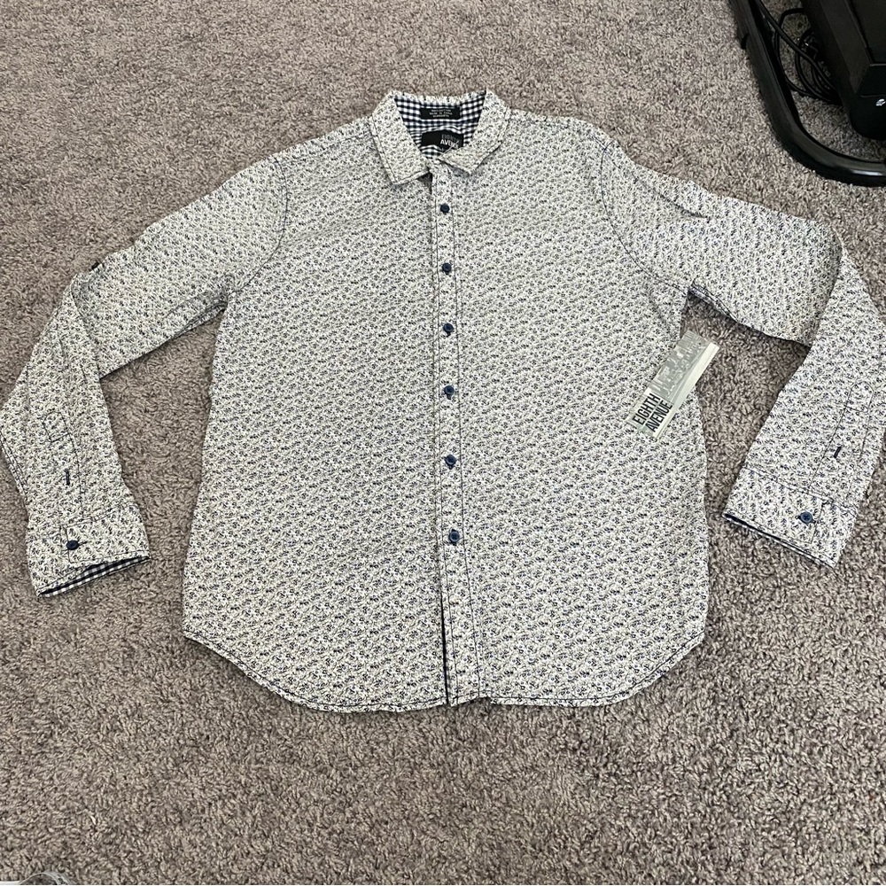 NWT Men’s Eighth Avenue Longsleeve Shirt - size M